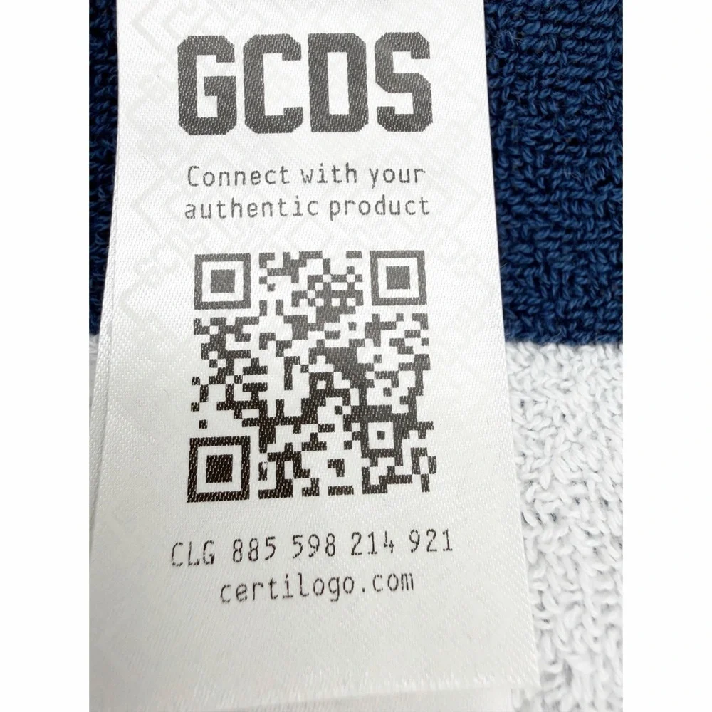 NWT GCDS Logo Print Cotton Beach Towel
